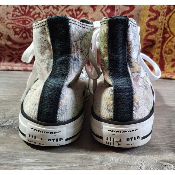 Converse Looney Tunes x Chuck Taylor All Star High Looney Characters Sz 6 Womens - Picture 7 of 15